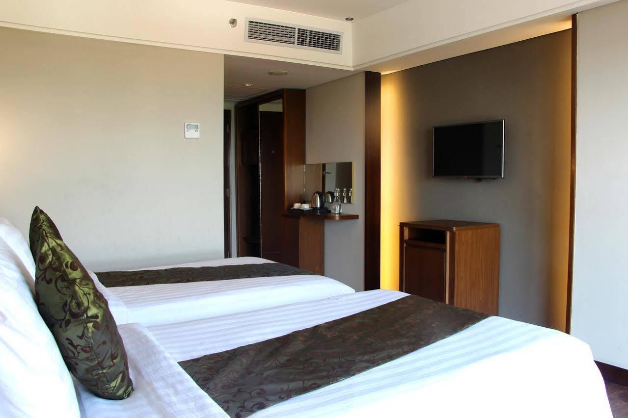 Swiss-belhotel Hotel 4*